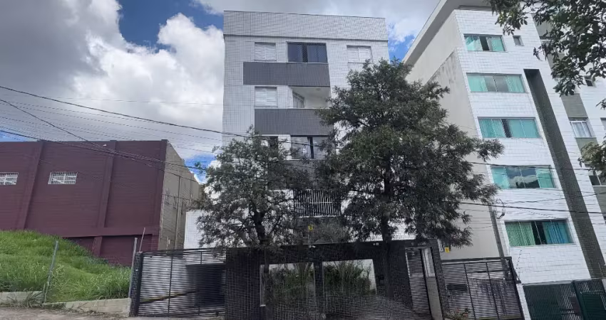 Lindo apartamento , 3 quartos, no Bairro Castelo