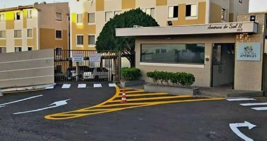 Apartamento com 2 dormitórios à venda, 57 m² por R$ 295.000,00 - Jardim das Américas - Londrina/PR