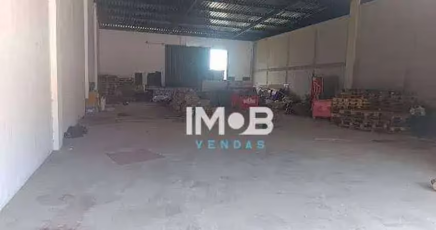 Galpão para alugar, 560 m² por r$ 30.000,00/mês - centro - araruama/rj
