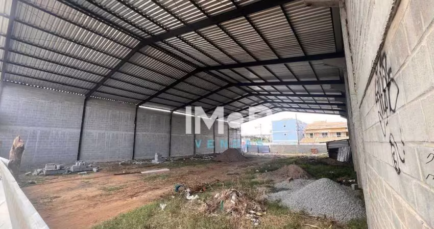 Galpão, 700 m² - venda por r$ 2.000.000,00 ou aluguel por r$ 15.000,00/mês - campo redondo - são pedro da aldeia/rj