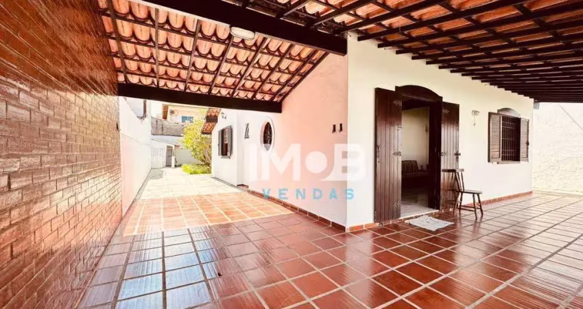 Casa à venda em localização excelente em cabo frio por r$ 750.000 - jardim excelsior - cabo frio/rj
