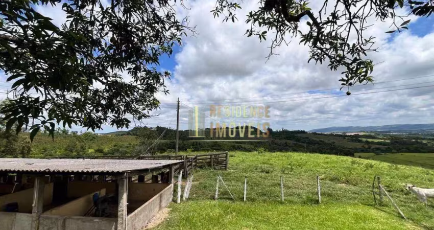 Sítio/chácara com 3 dormitórios à venda, 80000 m² por R$ 1.499.000 - Jundiaquara - Araçoiaba da Serra/SP