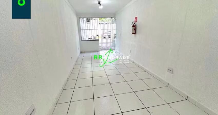 Aluga-se Cômodo Comercial na Rua Major Claudiano