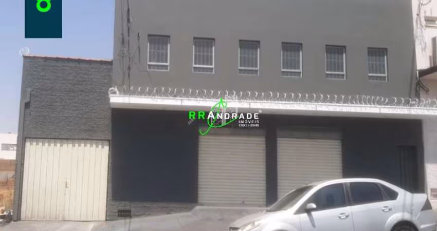 Aluga-se Barracão na Avenida Brasil