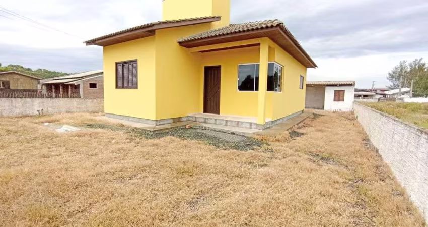 ÓTIMA OPORTUNIDADE CASA  À VENDA EM BALNEÁRIO ARROIO DO SILVA 