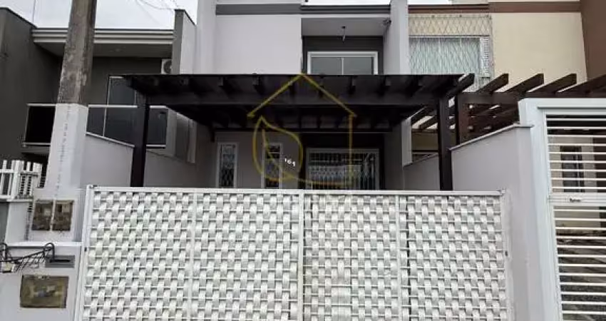 Casa com 2 quartos à venda na Rua São Leopoldo, Boa Vista, Joinville
