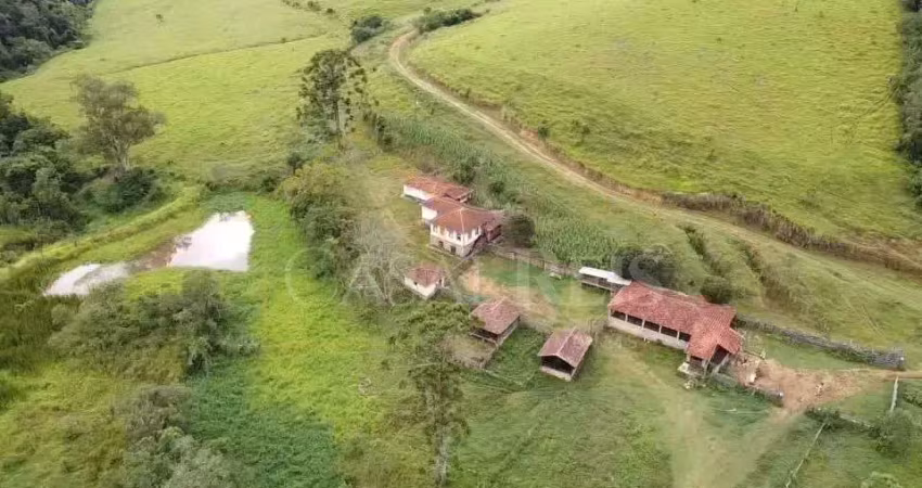 Fazenda à venda na Zona Rural, Caldas 