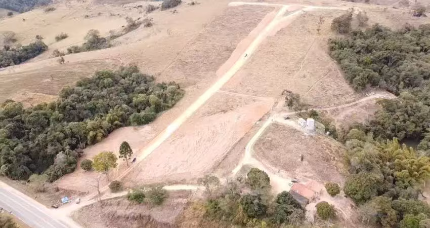Terreno à venda em Santana de Caldas, Caldas 