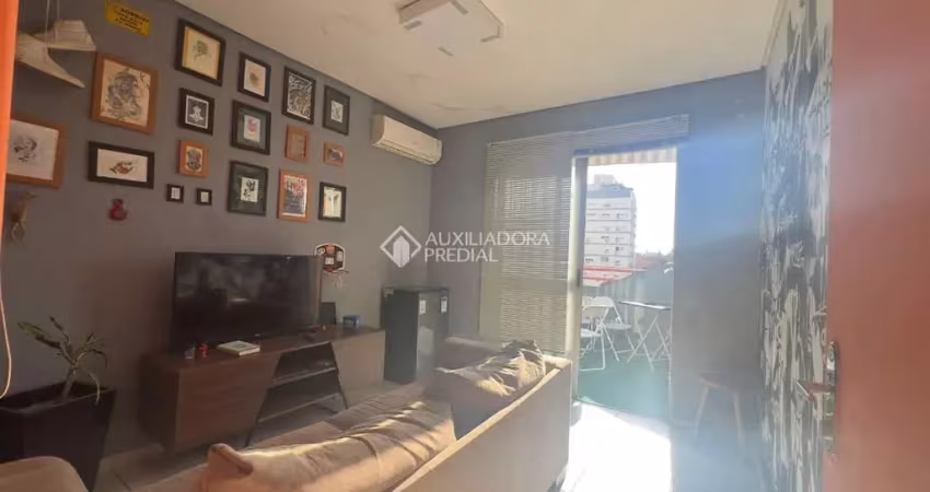 Sala comercial à venda na Rua Felipe Camarão, 632, Rio Branco, Porto Alegre