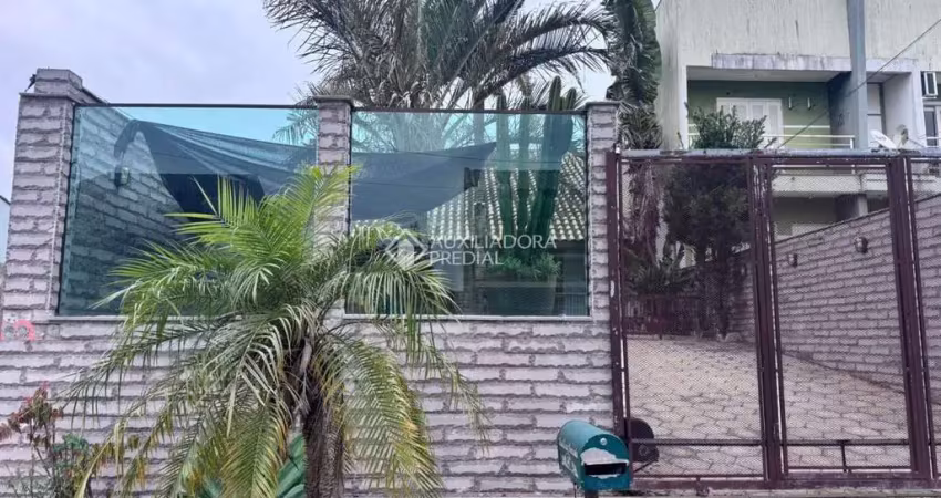 Casa com 2 quartos à venda na Areia Dourada, 40, Morada do Vale II, Gravataí