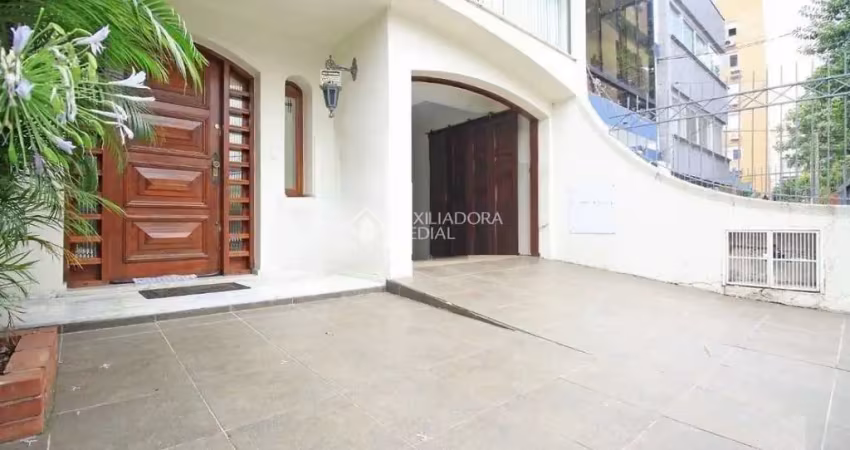Casa em condomínio fechado com 4 quartos à venda na Rua Dona Eugênia, 634, Santa Cecília, Porto Alegre