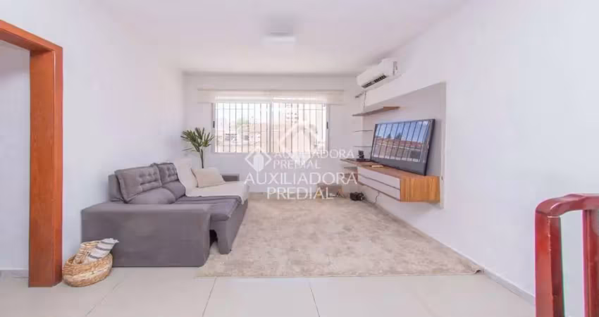 Apartamento com 2 quartos à venda na Rua Professor Freitas e Castro, 831, Azenha, Porto Alegre