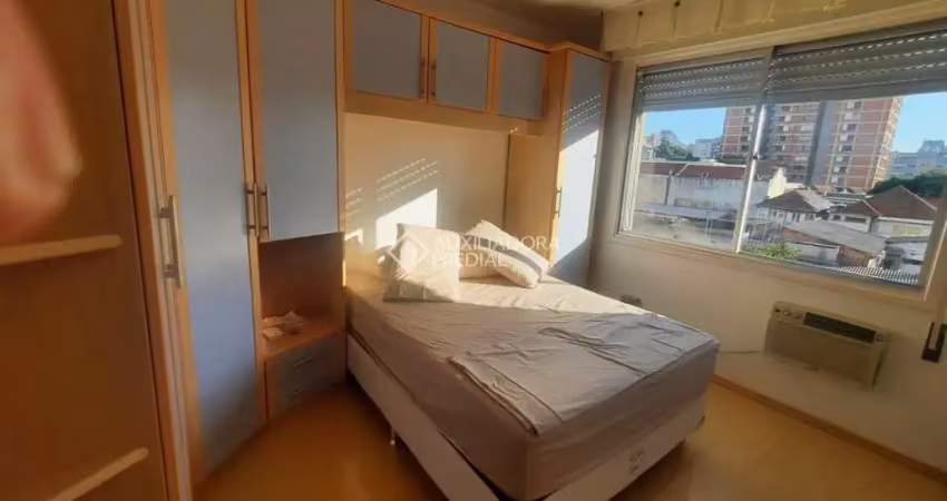 Apartamento com 2 quartos à venda na Rua Pelotas, 415, Floresta, Porto Alegre