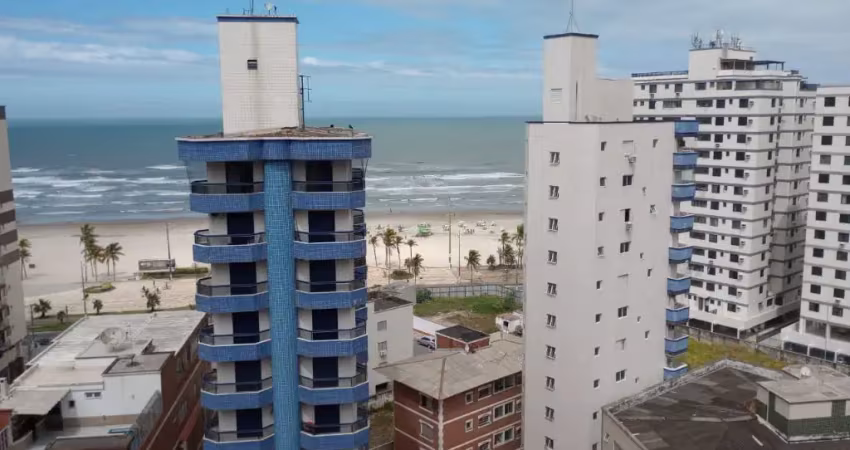 Lindo apartamento no bairro tupi 100 metros da praia .