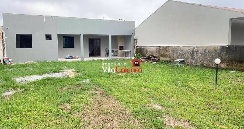 Casa individual com 3 quartos proximo da praia