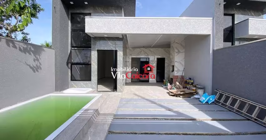 Casa nova com 3 quartos e piscina em Matinhos PR