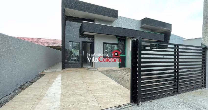 Casa Á Venda Com Piscina e Suíte Faixa Mar PR
