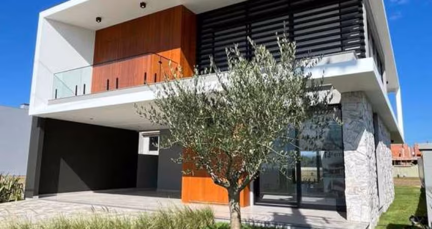 Casa 4 Dormitórios à venda no Bairro Arroio Teixeira com 300 m² de área privativa