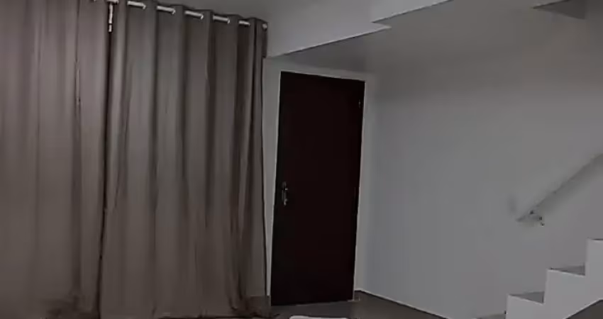 Linda casa toda reformada na freguesia com 2 suítes em condomínio fechado
