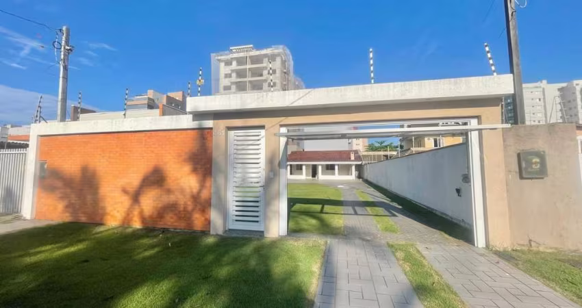 Casa com 3 quartos à venda na Avenida Bandeirantes, 461, Caiobá, Matinhos