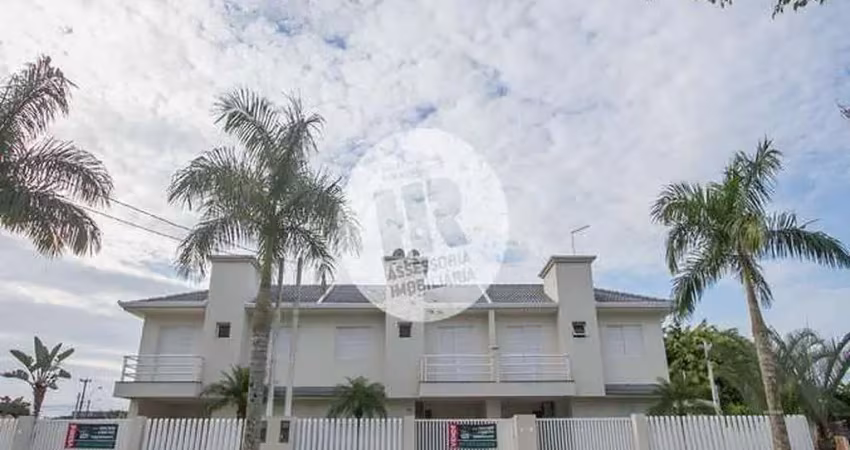 Casa com 3 quartos à venda na Rua Bandeirantes, 300, Bom Retiro, Matinhos