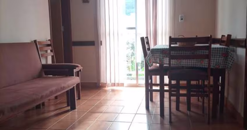 Apartamento duplex com 2  dormitórios na Praia Grande, em Ubatuba.