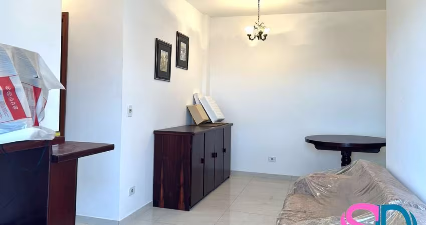 Apartamento com 2 dormitórios, mobiliado, para locação, no Centro de Ubatuba - SP