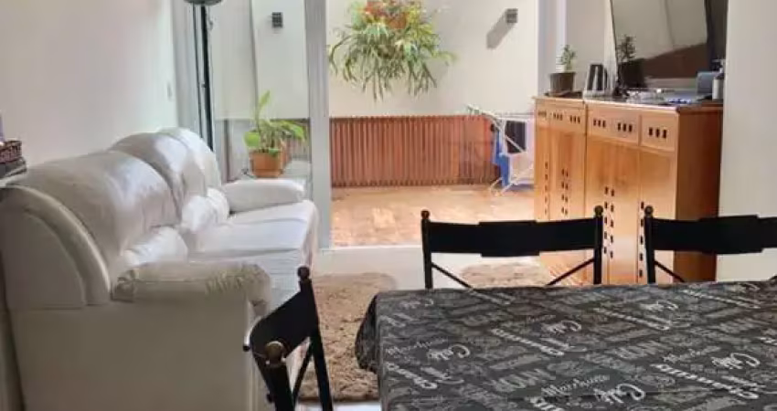 Conforto e conveniência no centro de ubatuba: apartamento 2 dormitórios, garden
