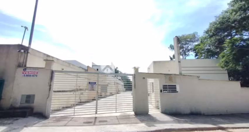 Casa Condfechado em Cotia