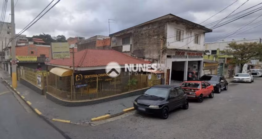 Terre de esquina  com 278 m² -