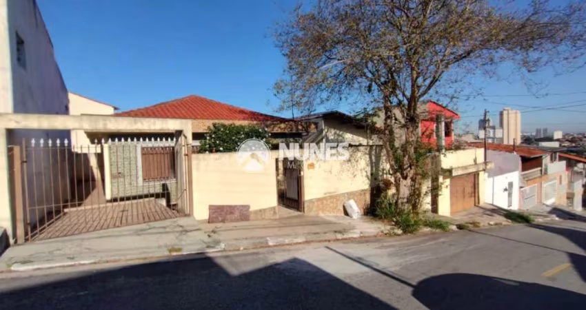 Casa térrea recém reformada de 04 dormitórios