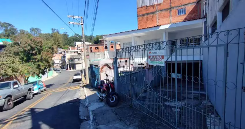 Casa para locação com 02 quartos, no bairro do parque imperial, barueri/sp