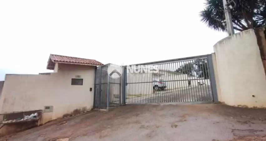 Casa térrea c/ 03 quartos, em condomínio residencial  tijuco preto-cotia