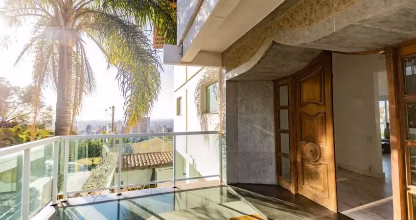 Casa com 10 quartos à venda na Rua Aldo Casillo, 366, Mangabeiras, Belo Horizonte