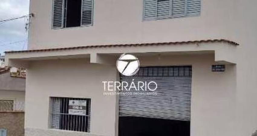 Casa à venda no Jardim Europa em Varginha com 3 quartos, 1 suíte, 2 banheiros e 7 vagas
