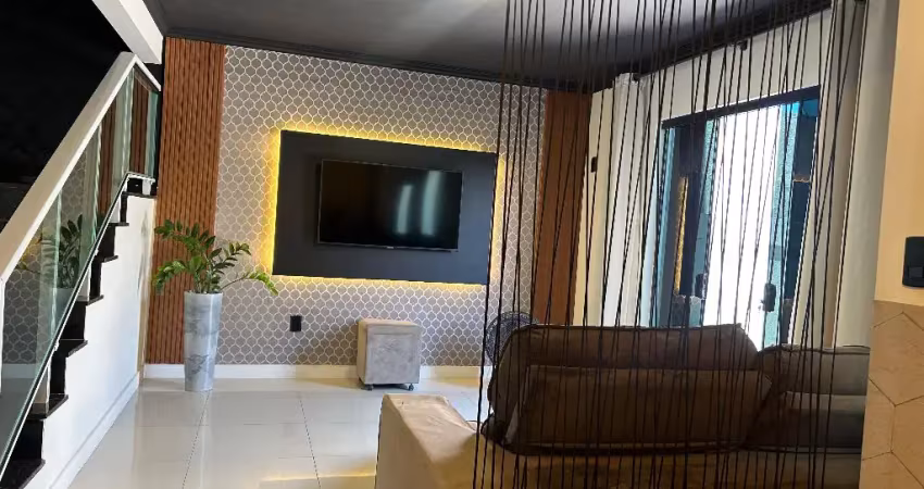 Casa com 3 quartos à venda na Rua Coronel Benjamin Vieira, 678, Centro, Camboriú