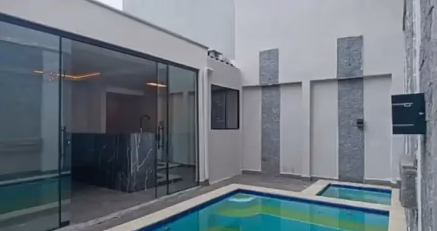 Linda casa de condomínio a venda !!!