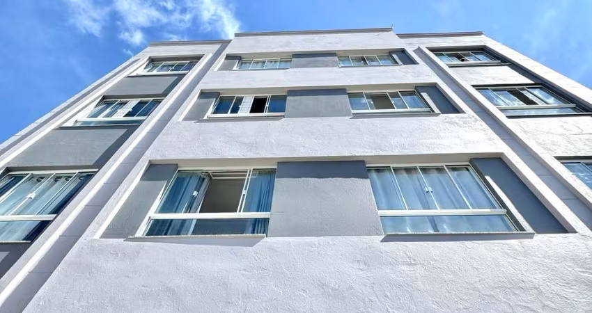 Lindo apartamento semi - mobiliado