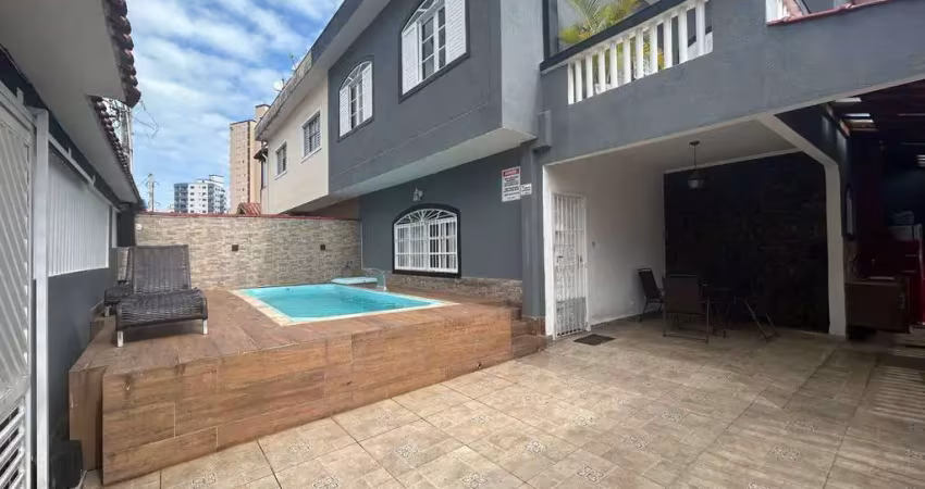 CASA COM PISCINA OCEAN