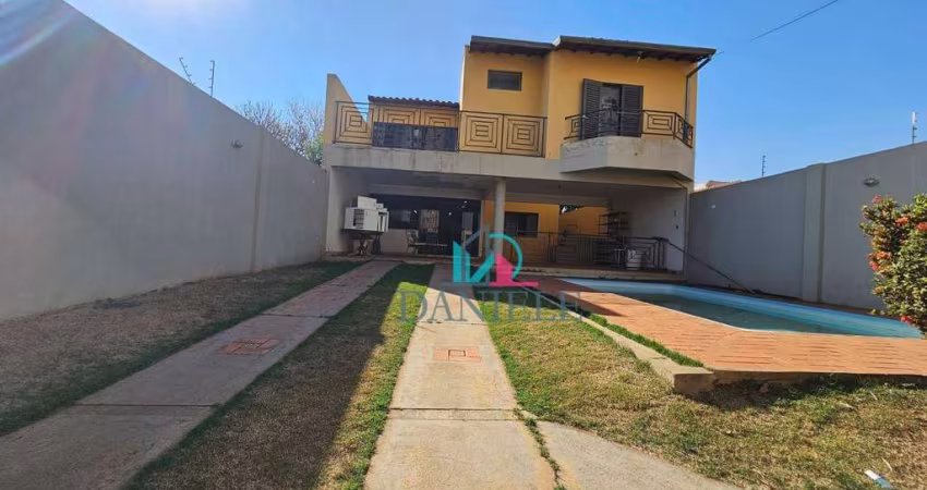 Casa com 4 dormitórios à venda, 245 m² por R$ 900.000,00 - Residencial Cambuy - Araraquara/SP