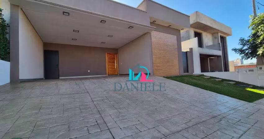 Casa nova, térrea, com 3 suítes localizada no condomínio buona vita.