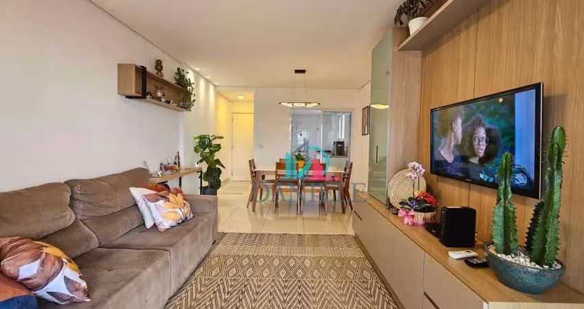 Apartamento com 3 dormitórios localizado no edifício carlos gomes.