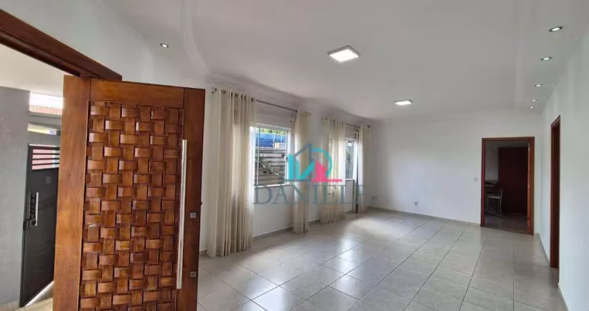 Casa com 3 dormitórios à venda, 221 m² por R$ 620.000,00 - Residencial Cambuy - Araraquara/SP