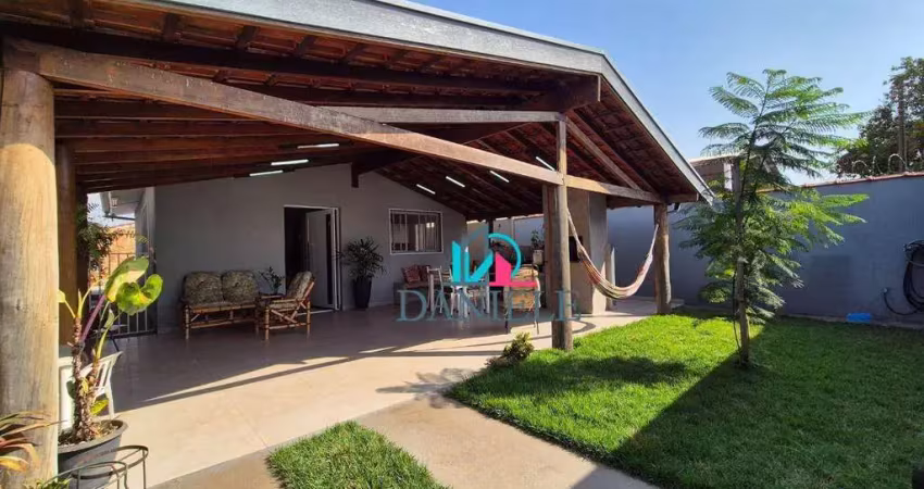 Casa com 2 quartos à venda no Jardim Residencial Elvio Lupo, Araraquara 