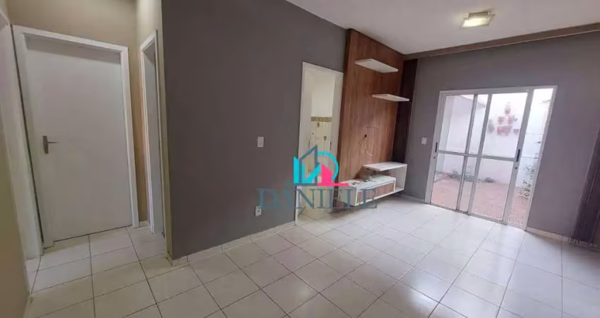 Casa térrea com 2 dormitórios localizada no condomínio villaggio do sol.
