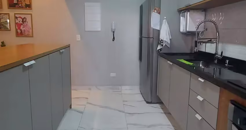 Apartamento totalmente reformado com planejados - condomínio parque firenze, embu das artes
