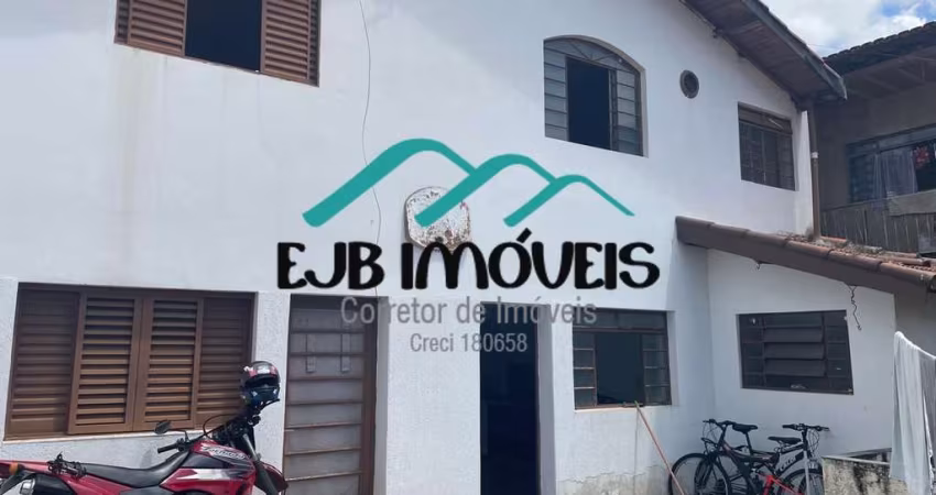 Casa à venda em Amparo/SP