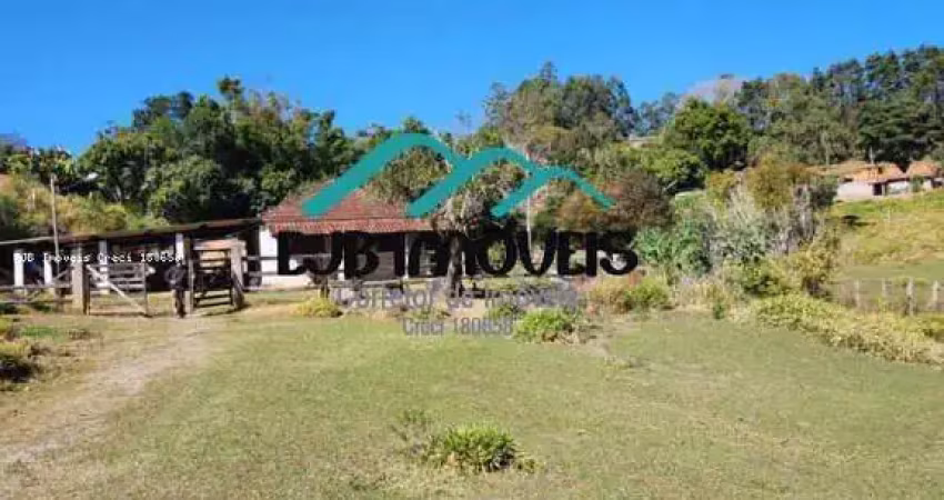 Sítio à venda no bairro zona rural em pedra bela/sp