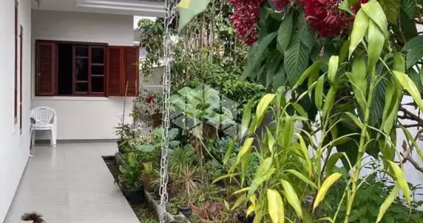 Casa com 3 quartos à venda na Rua da Saracura, 296, Pedra Branca, Palhoça