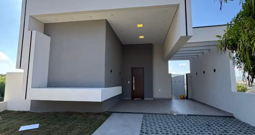Casa à venda no Condomínio Reserva do Vale em Caçapava - SP